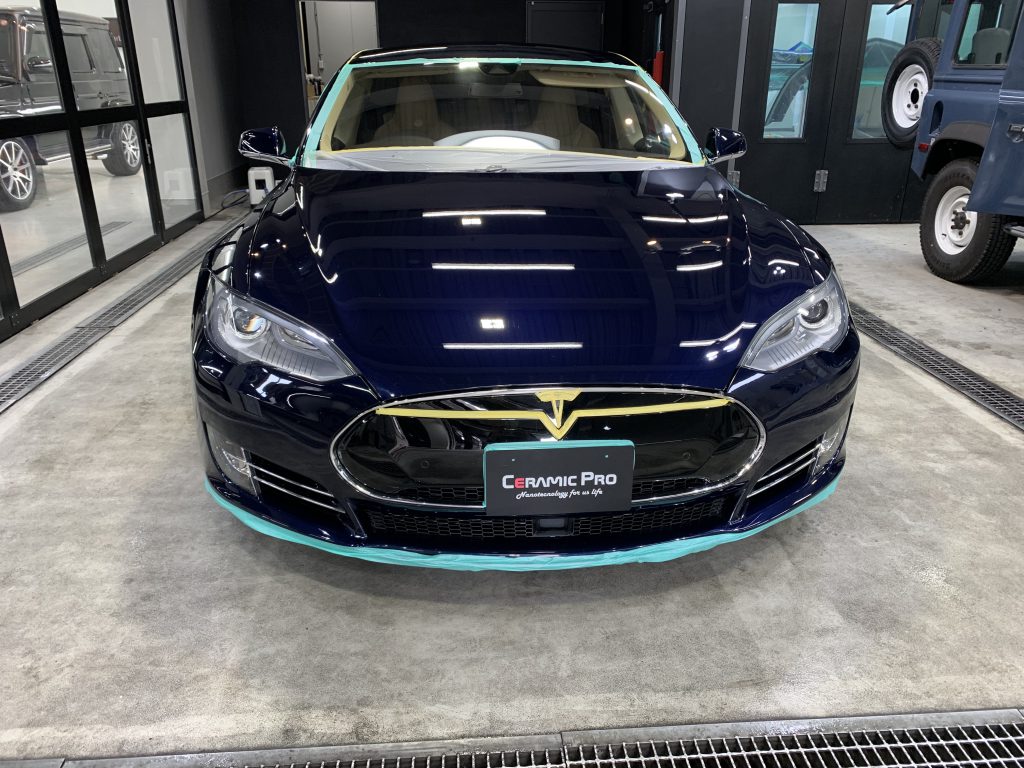 滋賀県草津市 Tesla Models 鏡面磨き施工 大阪のガラスコーティングはカーメイクアートプロ 車 のコーティングで大切な愛車をいつまでも美しく 職人の鍛錬 進化する技術