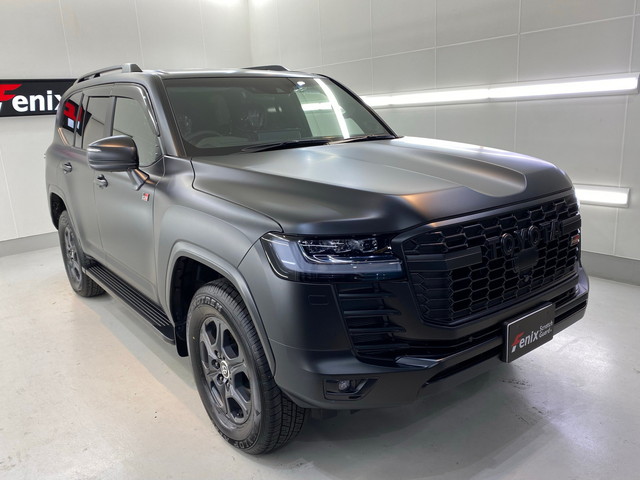 新型ランドクルーザーフルラッピング施工事例 大阪のガラスコーティングはカーメイクアートプロへ コーティングで大切な愛車をいつまでも美しく 大阪での車 のコーティングはお任せください