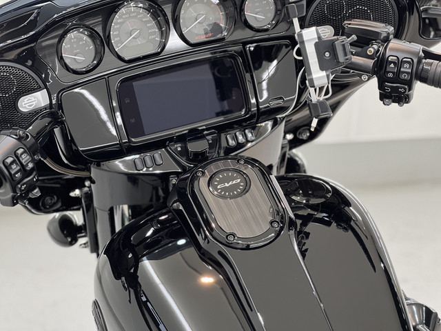 Harley-Davidson CVO Road Glide／Ceramic Pro IONコーティング施工 完成5