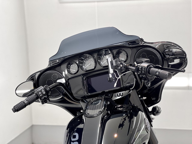 Harley-Davidson CVO Road Glide／Ceramic Pro IONコーティング施工 完成4