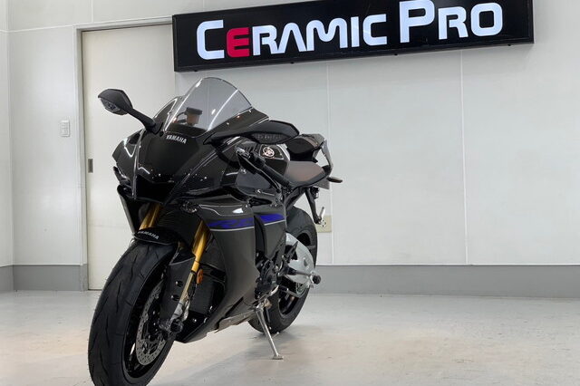 YAMAHA R1M / CERAMIC PRO ION BASE COAT 5層+TOP COAT 1層施工 ｜ 大阪のガラスコーティングは ...